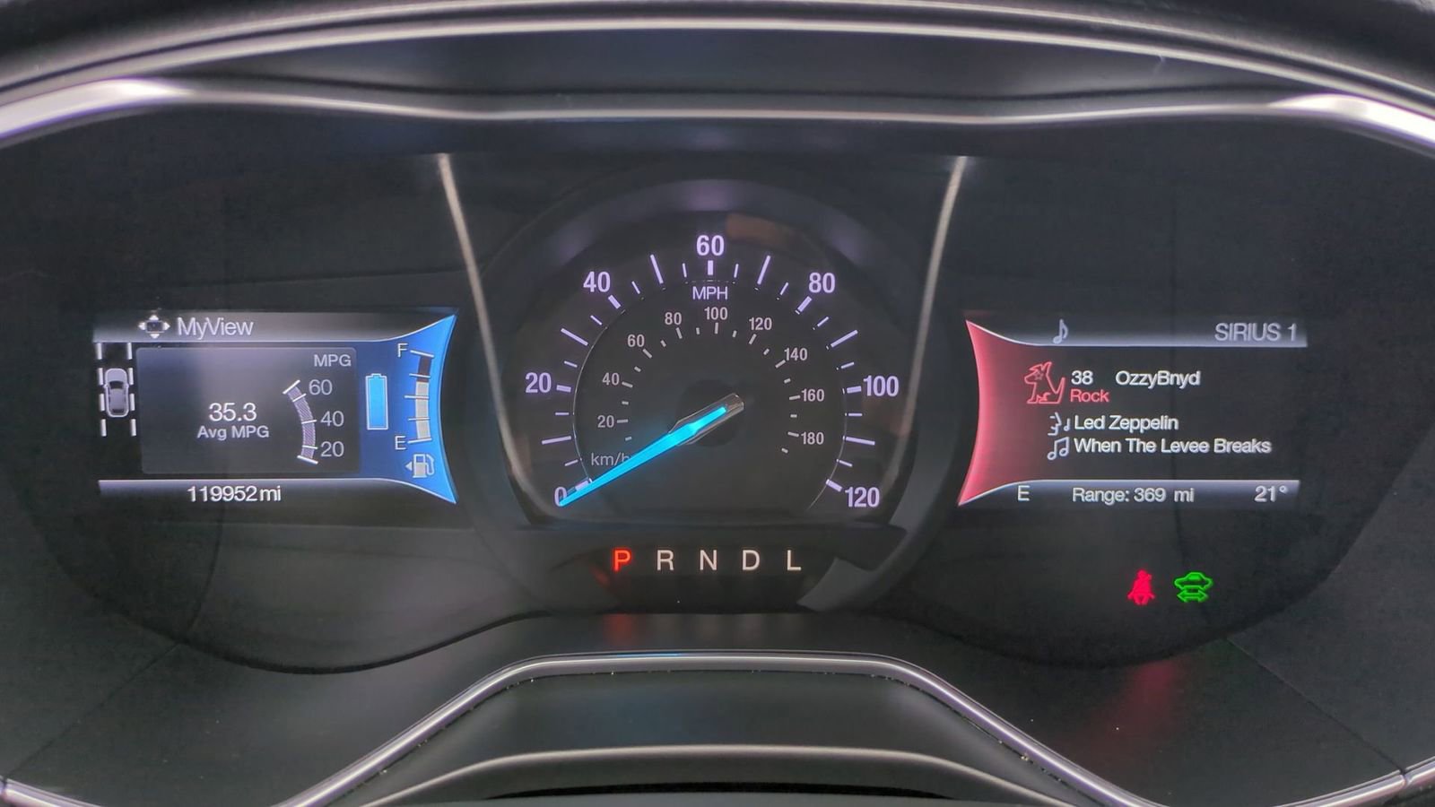 Used 2018 Ford Fusion Titanium image 37