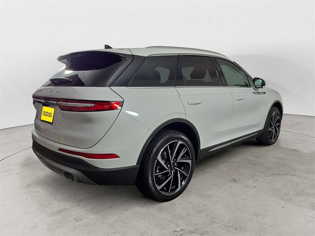 Used 2024 Lincoln Corsair Reserve w/ Equipment Group 201A image 5