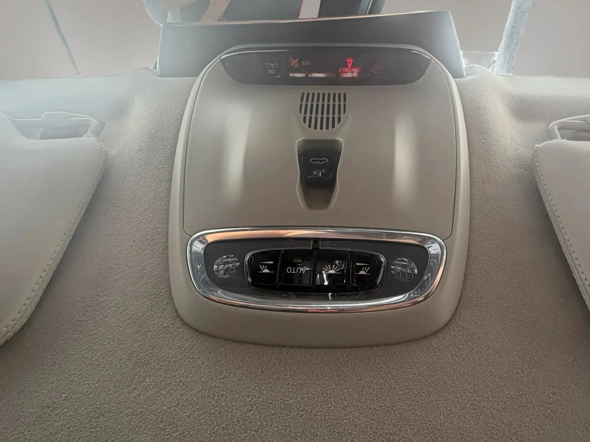 Used 2022 Volvo XC90 T6 Inscription w/ Lounge Package AWD/4WD image 22