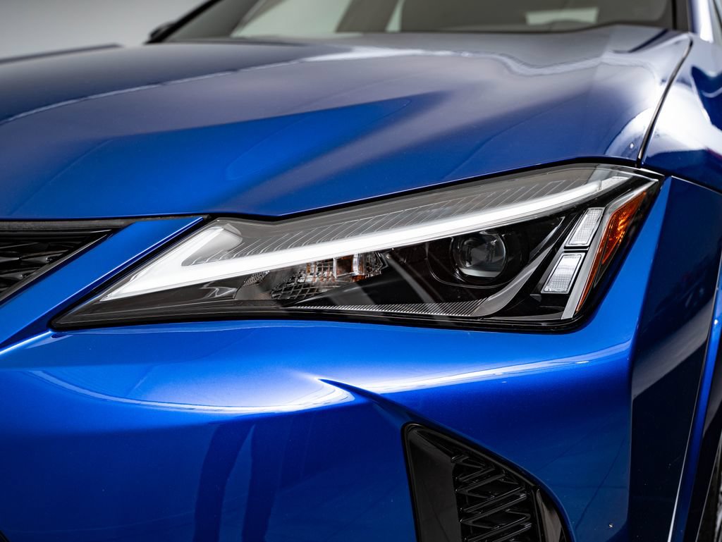 New 2026 Lexus UX 300h AWD image 15