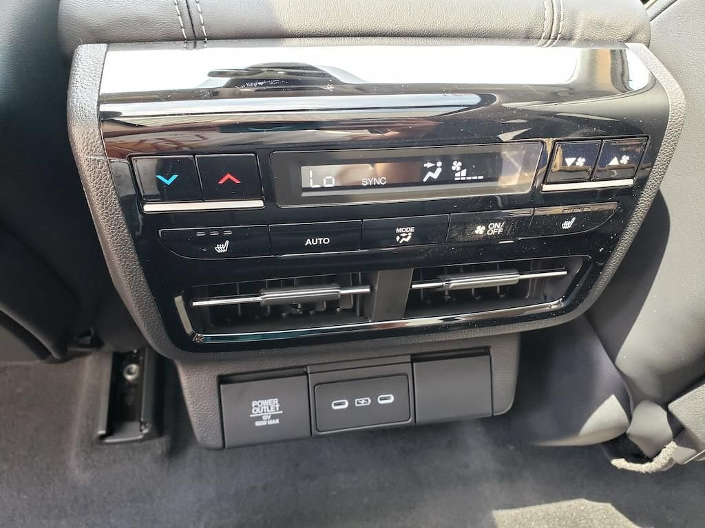 New 2026 Acura MDX w/ Advance Package AWD/4WD image 7