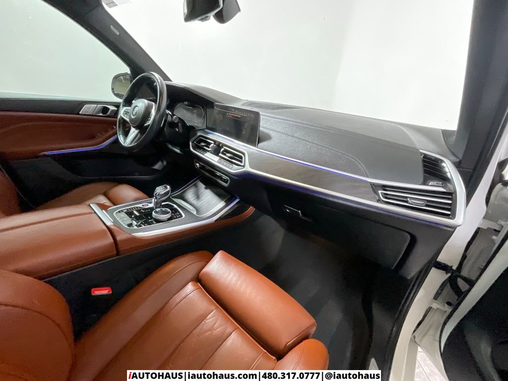 Used 2022 BMW X7 M50i image 30