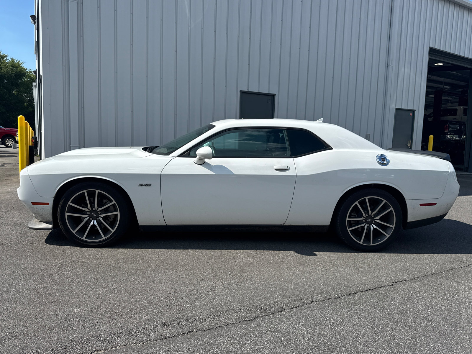 Used 2023 Dodge Challenger R/T w/ Plus Package RWD image 8