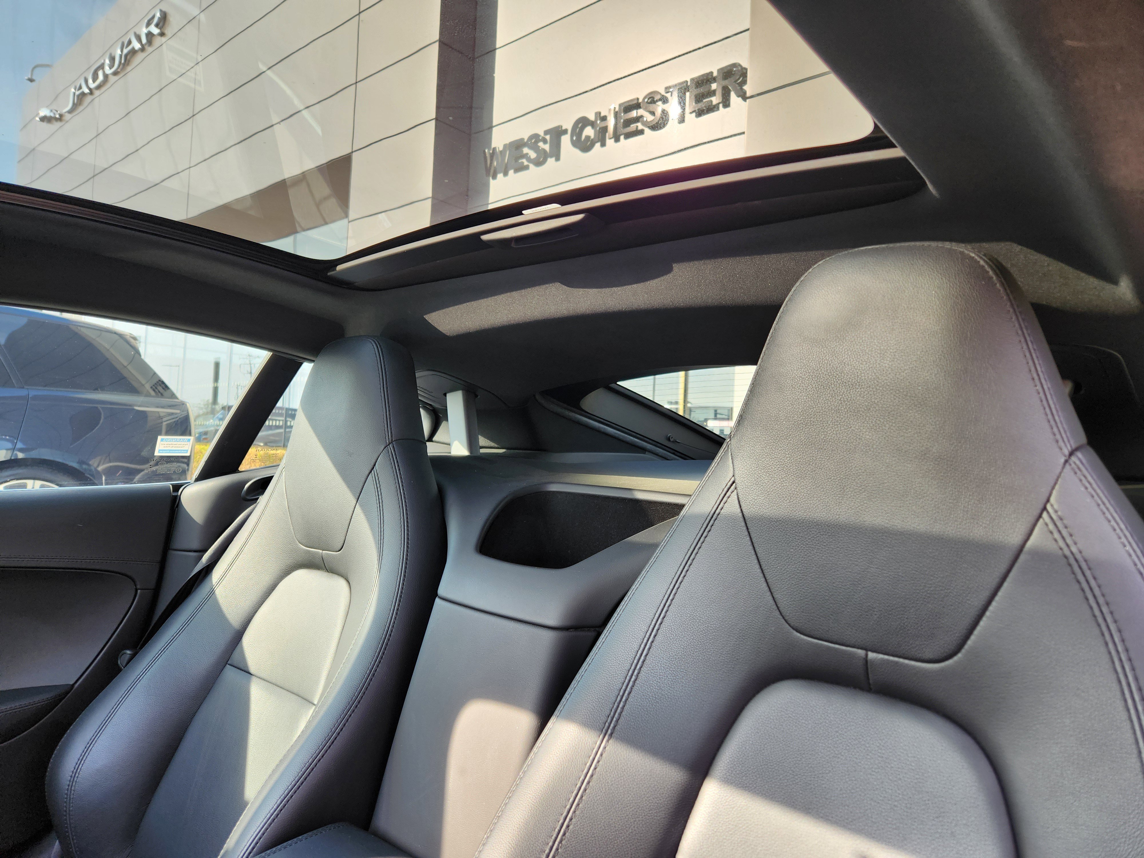 Used 2017 Jaguar F-TYPE Coupe image 12