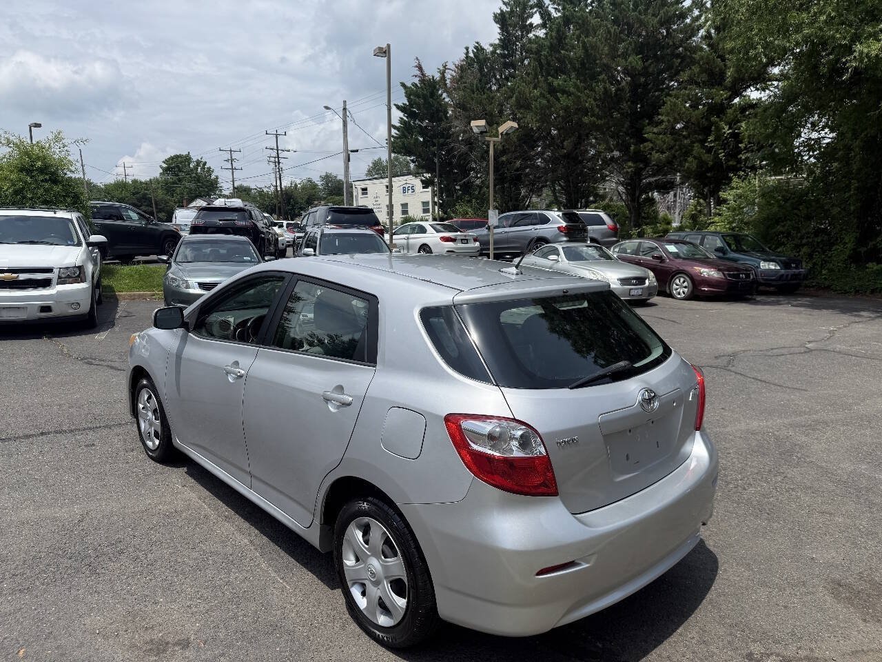 Used 2009 Toyota Matrix w/ PWR Pkg FWD image 5