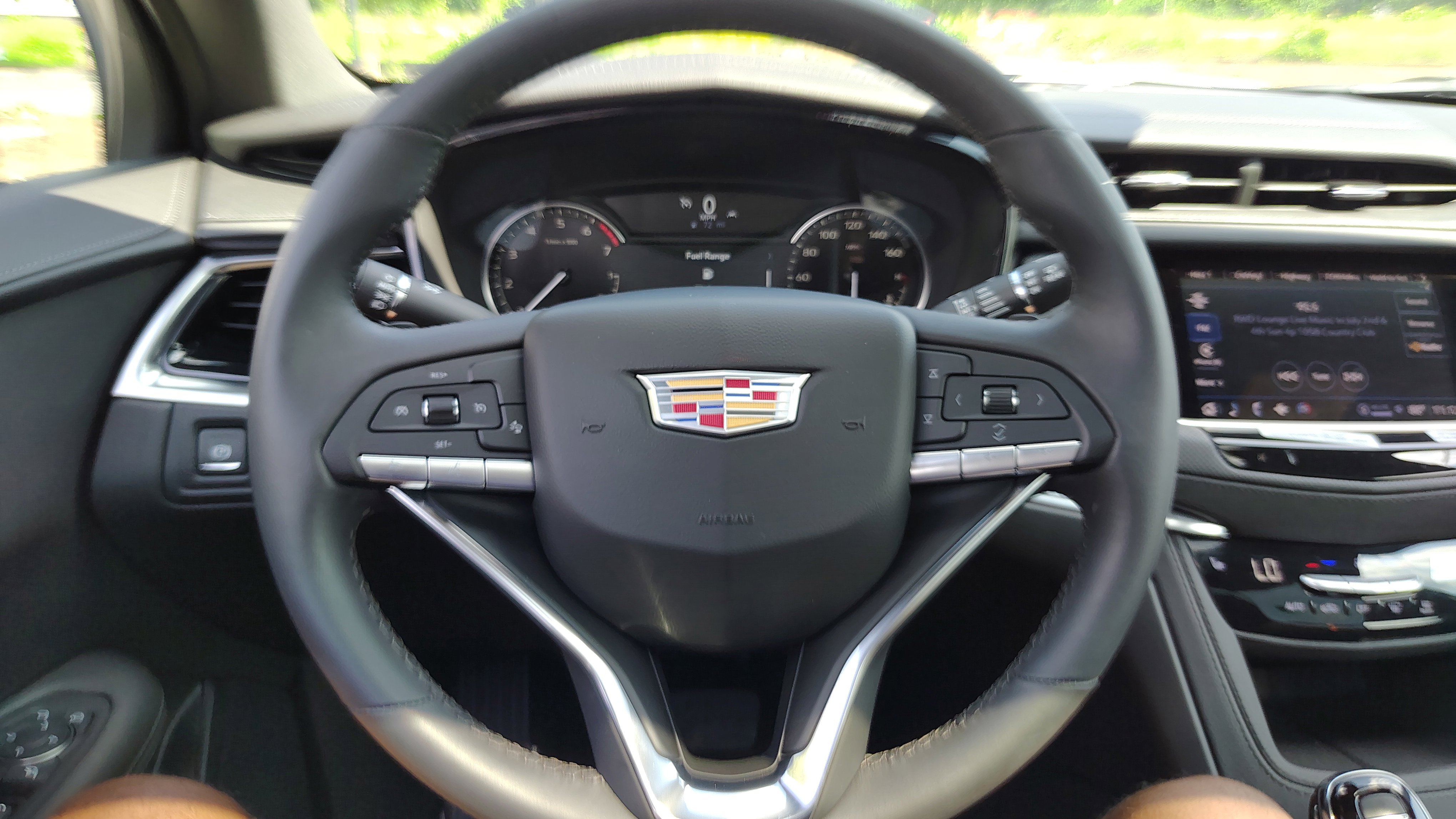 New 2025 Cadillac XT6 Luxury w/ LPO, Premium Carpet Package image 18