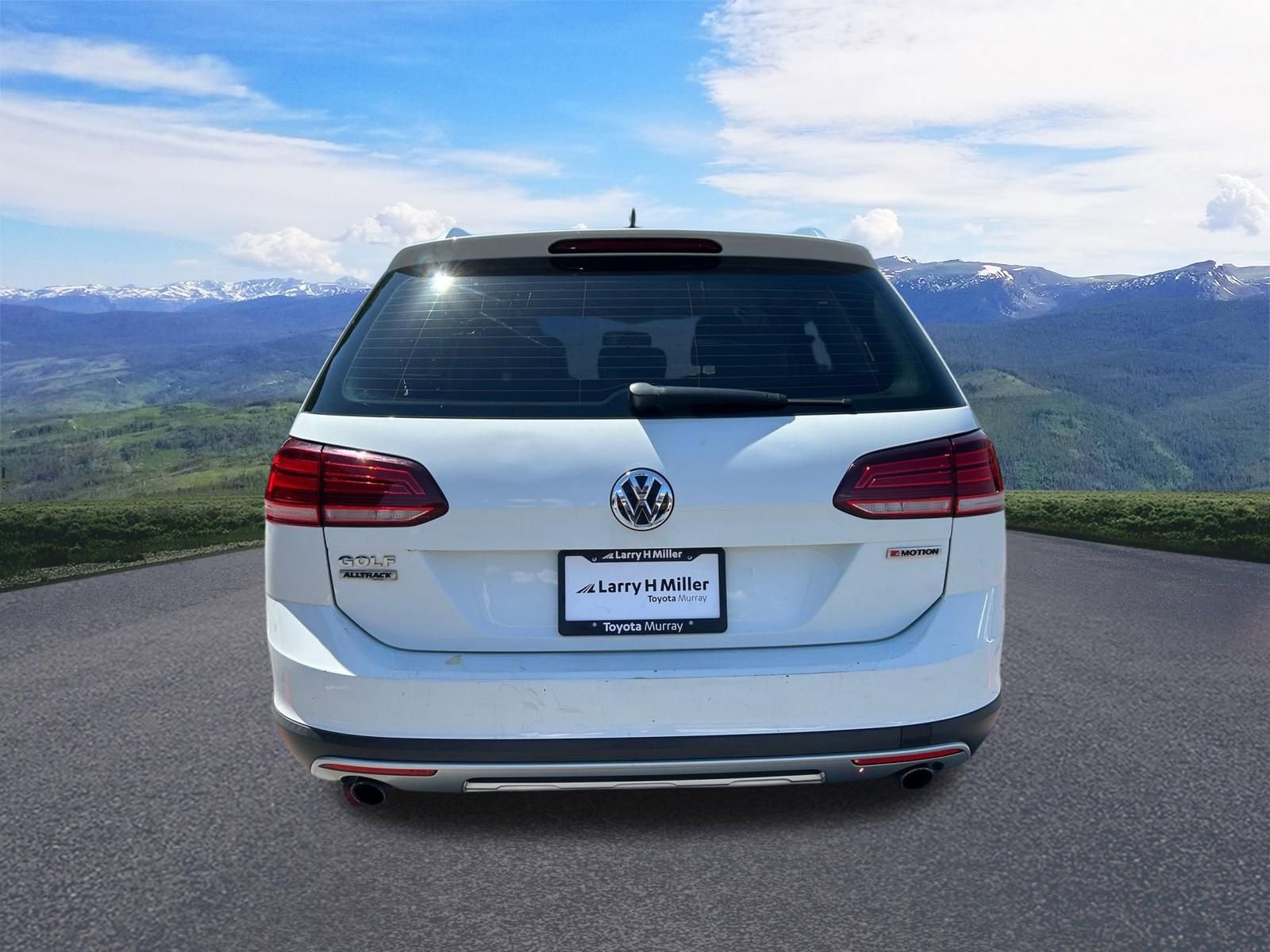 Used 2019 Volkswagen Golf Alltrack S AWD/4WD image 4