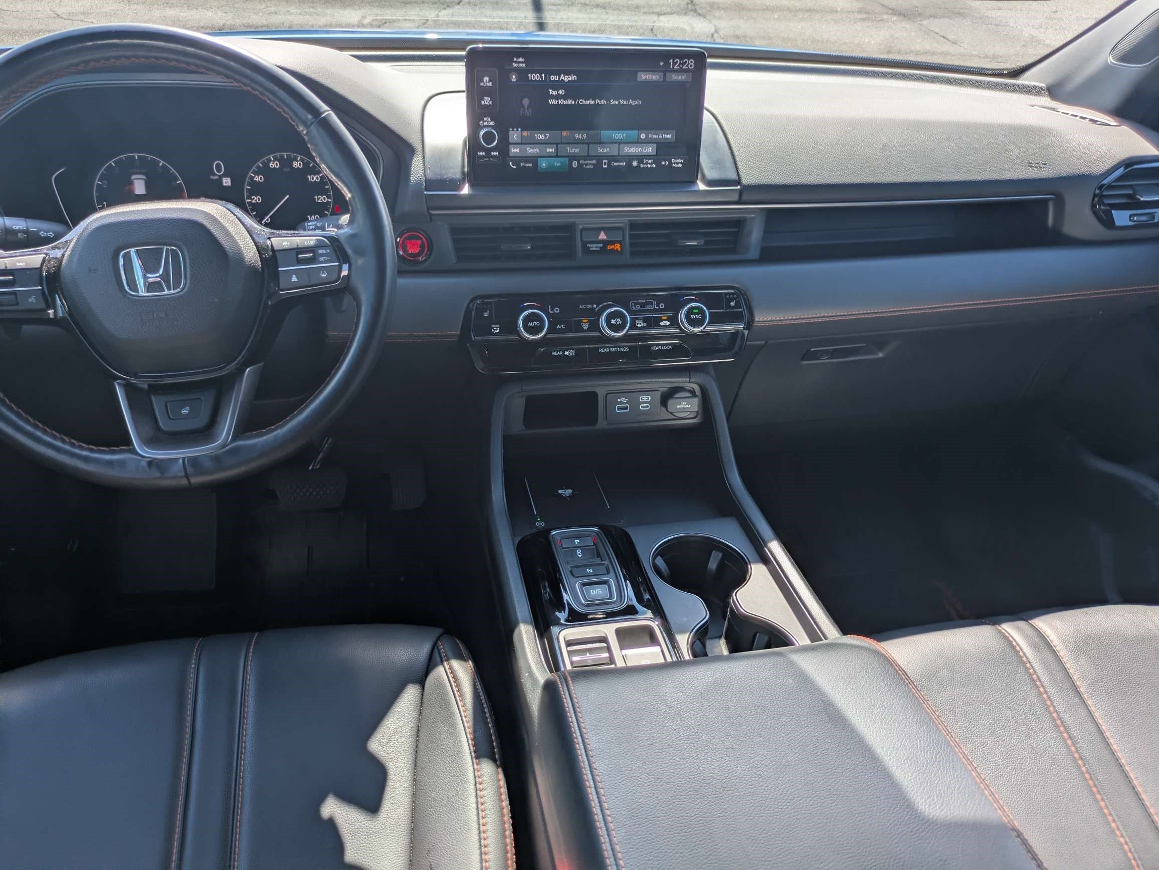 Certified 2025 Honda Pilot TrailSport image 22