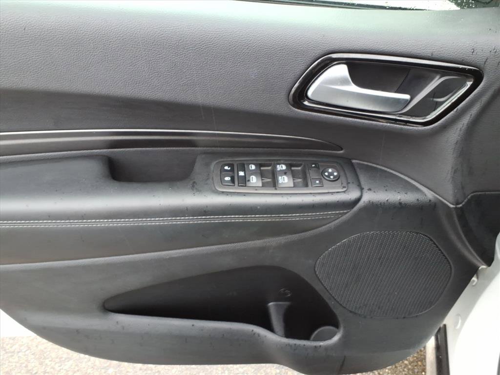 Used 2023 Dodge Durango SXT image 15