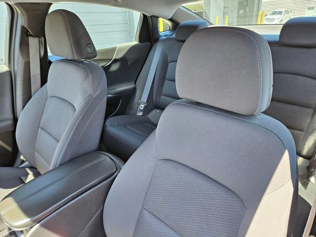 Used 2024 Chevrolet Malibu LT FWD image 21