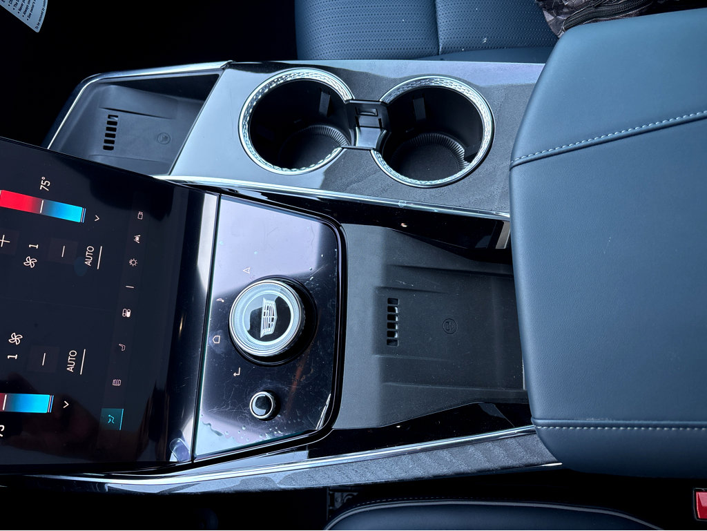 New 2025 Cadillac Escalade IQ Luxury 2 image 14