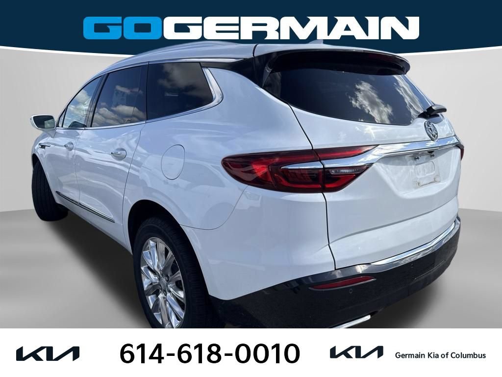 Used 2018 Buick Enclave Premium AWD/4WD image 2