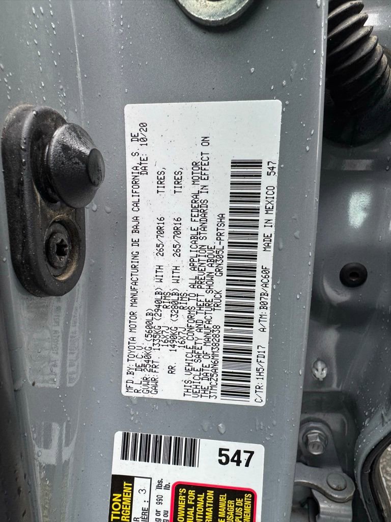 Used 2021 Toyota Tacoma TRD Off-Road w/ Technology Package image 27