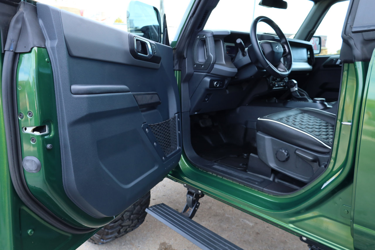 Used 2024 Ford Bronco Big Bend image 37