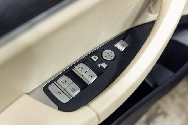 Certified 2024 BMW X3 xDrive30i w/ Convenience Package image 14