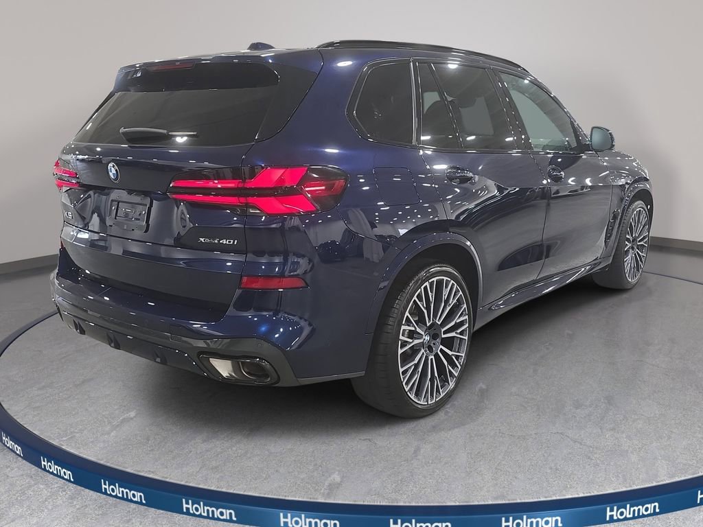 Certified 2024 BMW X5 xDrive40i w/ M Sport Package AWD/4WD image 5