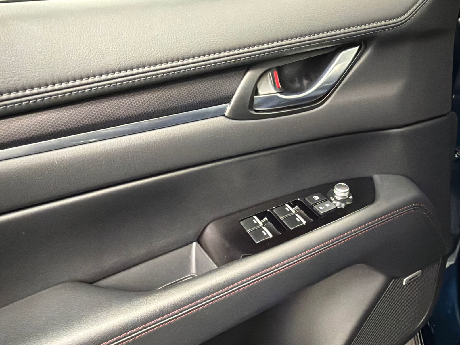 Certified 2025 MAZDA CX-5 2.5 Turbo w/ Premium Package image 34