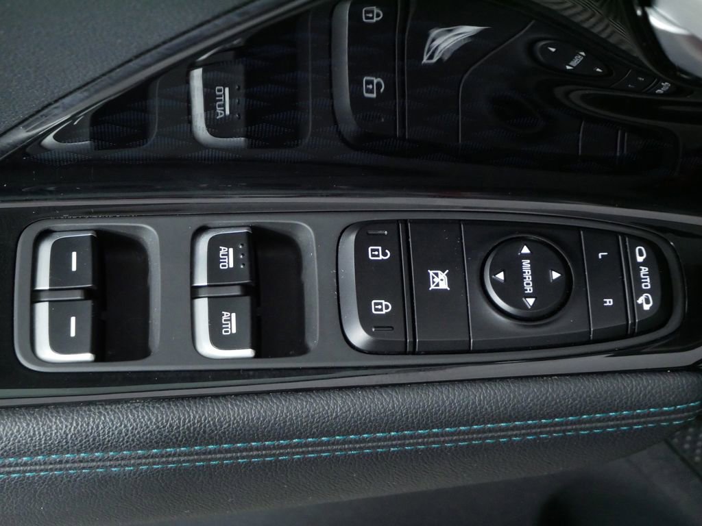 Certified 2022 Kia Niro EX Premium FWD image 24