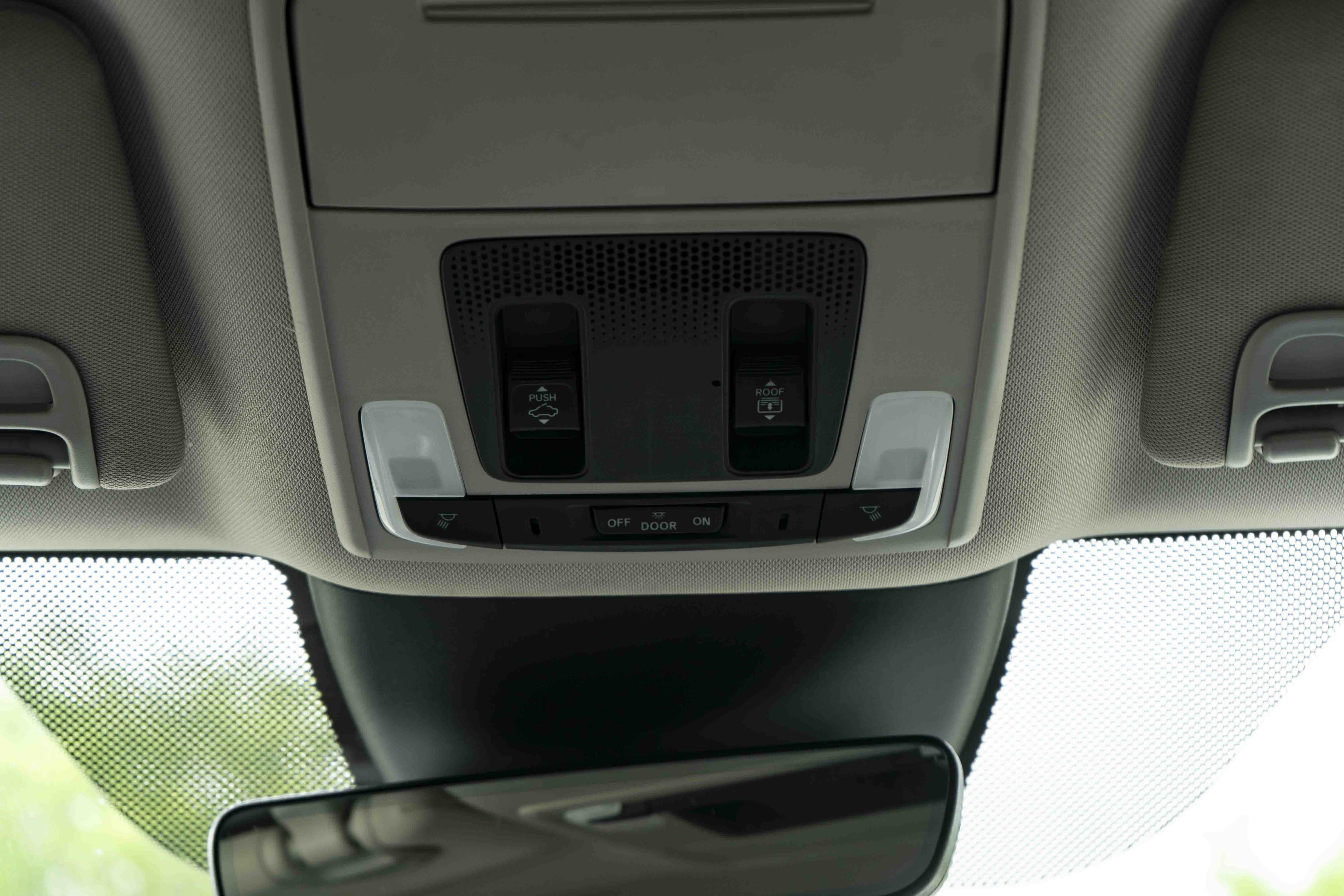 Used 2025 Honda Pilot Elite image 37