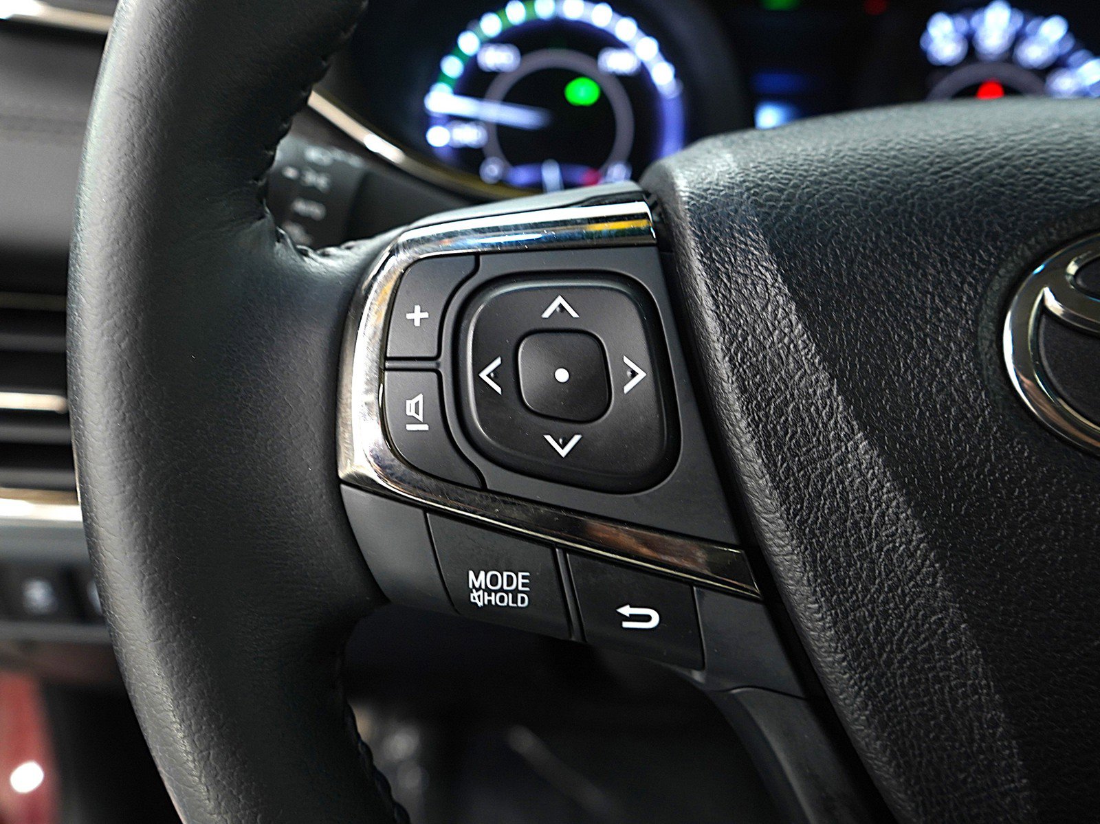 Used 2016 Toyota Avalon XLE Premium FWD image 25