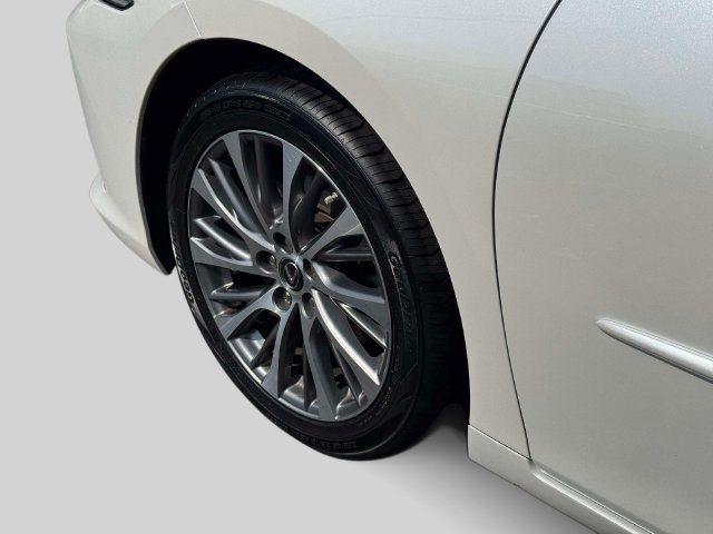 Certified 2020 Lexus ES 350 w/ Premium Package FWD image 10