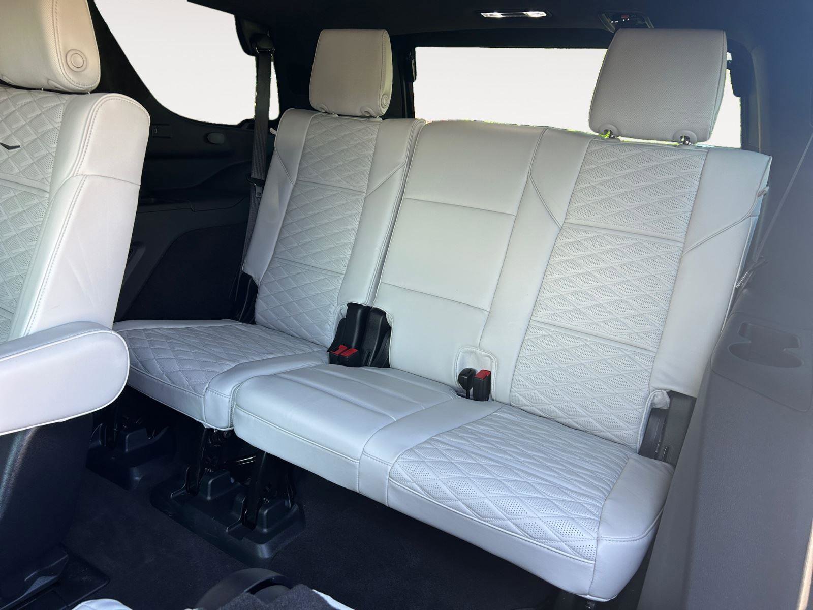 Certified 2025 Cadillac Escalade Sport Platinum w/ LPO, ONYX Package image 13