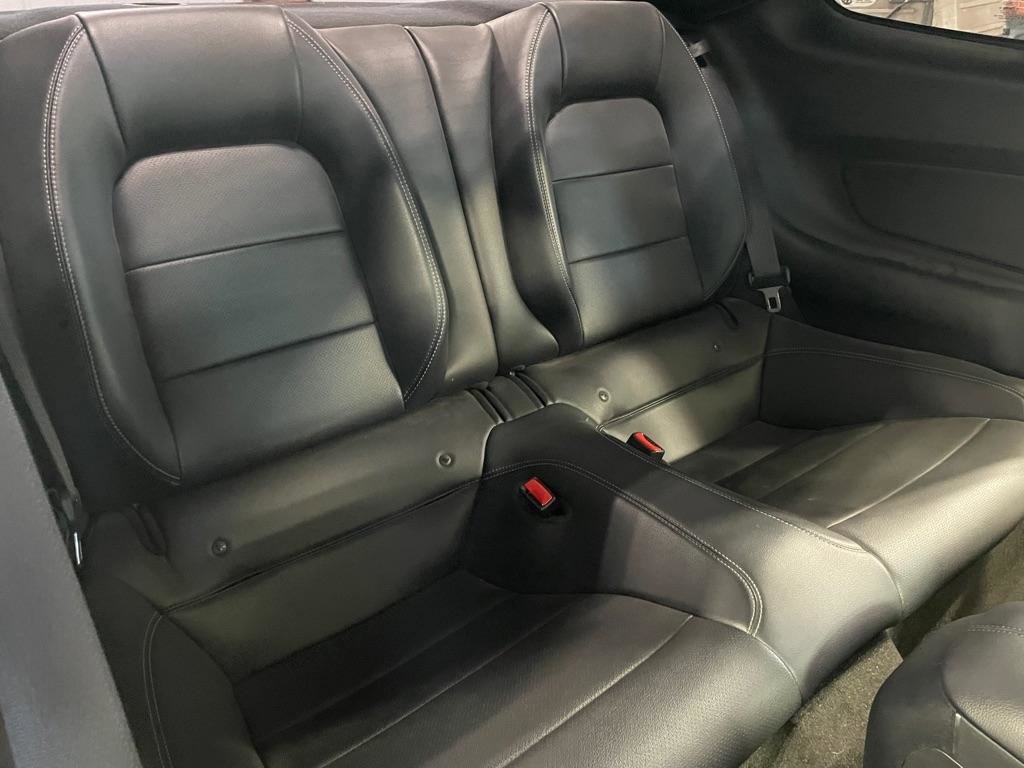 Used 2015 Ford Mustang GT Premium image 22