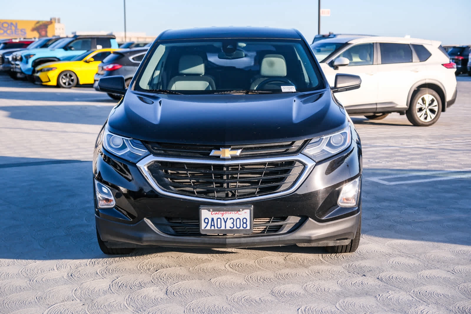 Used 2020 Chevrolet Equinox LS FWD image 2