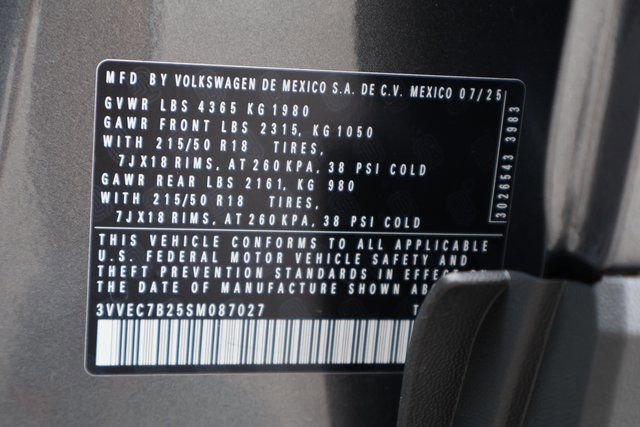 Used 2025 Volkswagen Taos SE FWD image 27
