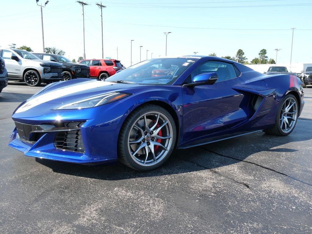 New 2027 Chevrolet Corvette Grand Sport w/ Z52 Sport Performance Package RWD image 7
