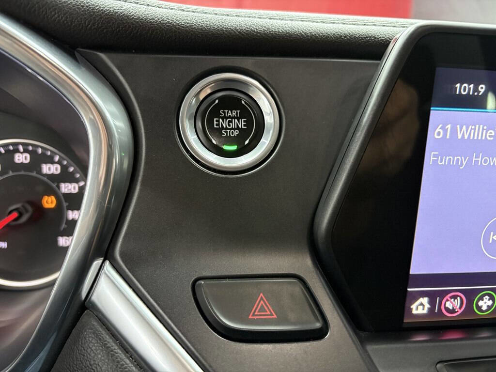 Used 2019 Chevrolet Blazer LT image 21