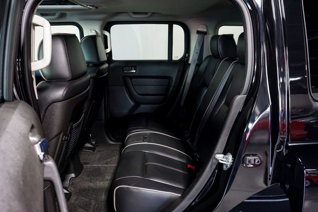 Used 2009 HUMMER H3 Alpha image 30