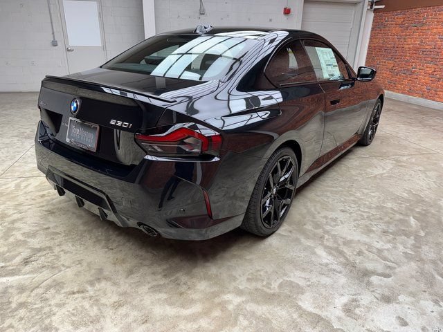 Used 2026 BMW 230i xDrive Coupe w/ Premium Package AWD/4WD image 5