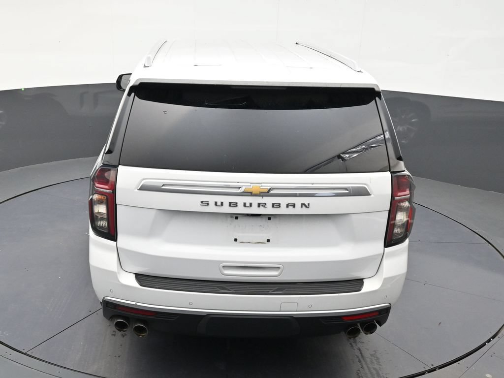 Used 2022 Chevrolet Suburban High Country RWD image 14