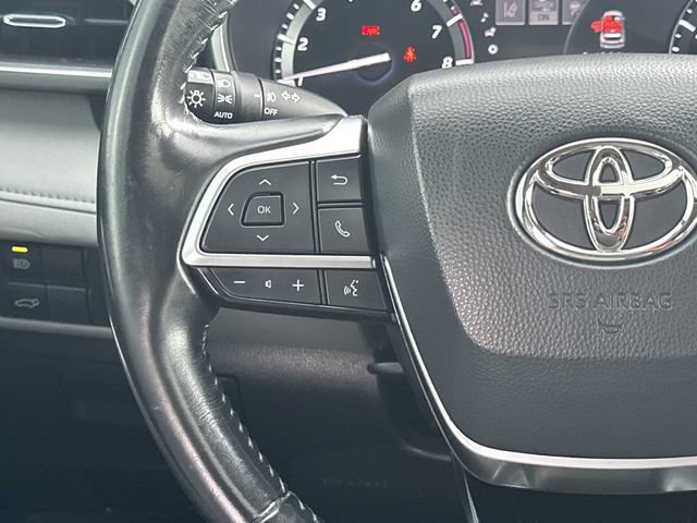 Certified 2021 Toyota Highlander XLE FWD image 10