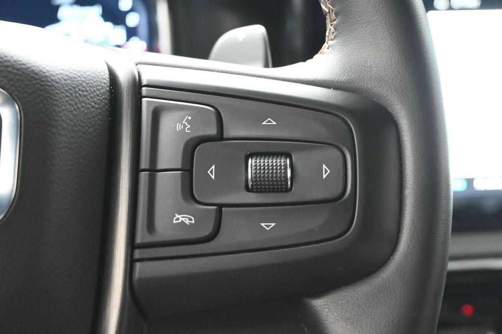 Used 2024 GMC Sierra 1500 AT4 w/ Technology Package AWD/4WD image 23