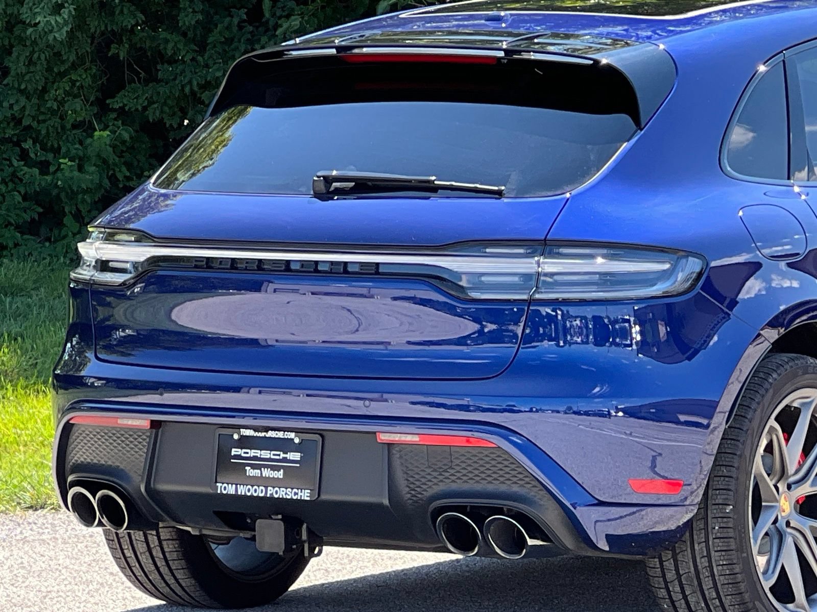Certified 2026 Porsche Macan GTS AWD/4WD image 8