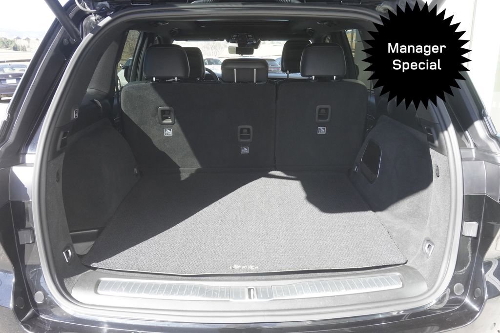 Used 2022 Jeep Grand Cherokee Summit w/ Adv Protech Group IV AWD/4WD image 31