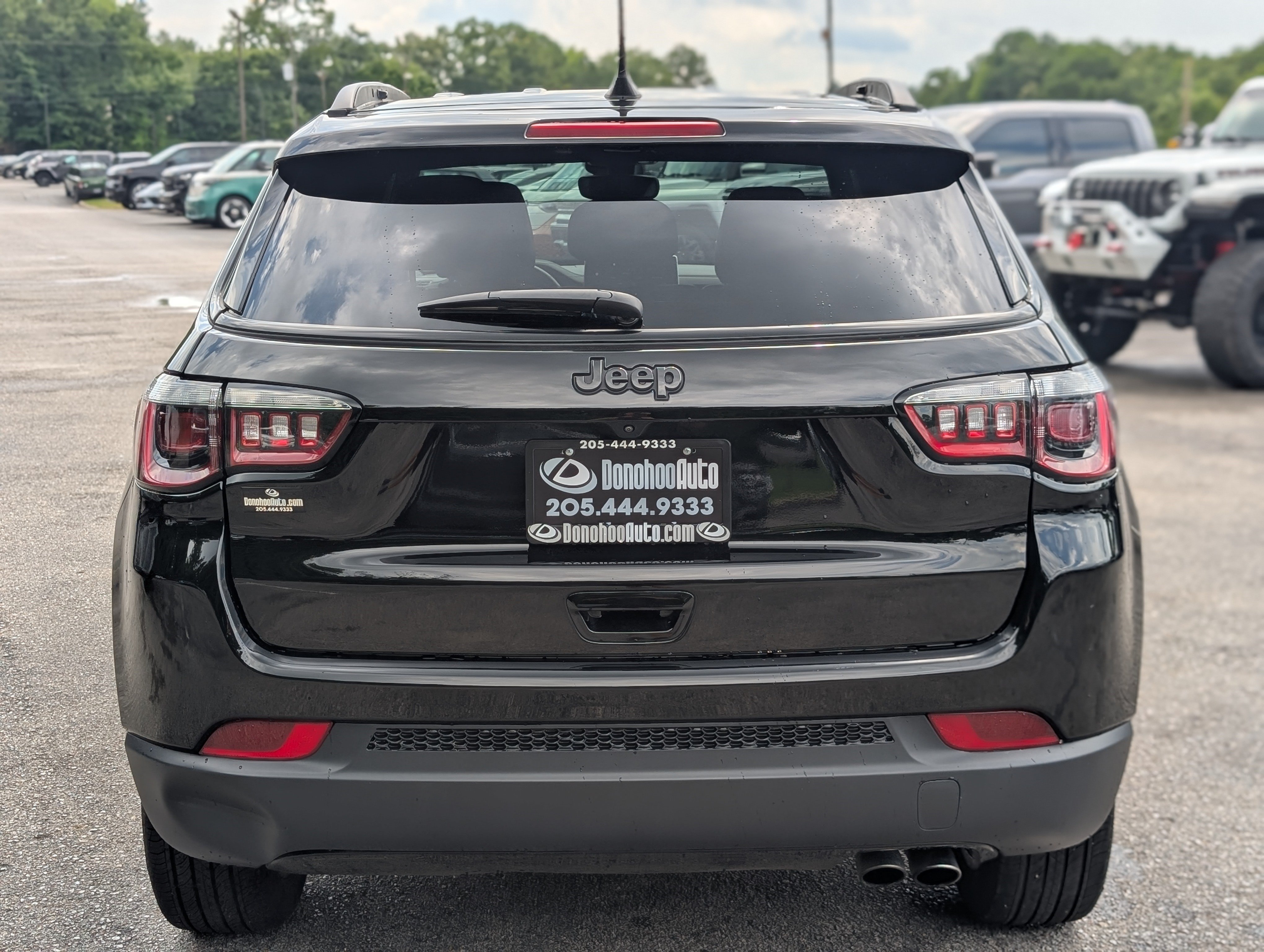 Used 2022 Jeep Compass Latitude w/ Convenience Group FWD image 8