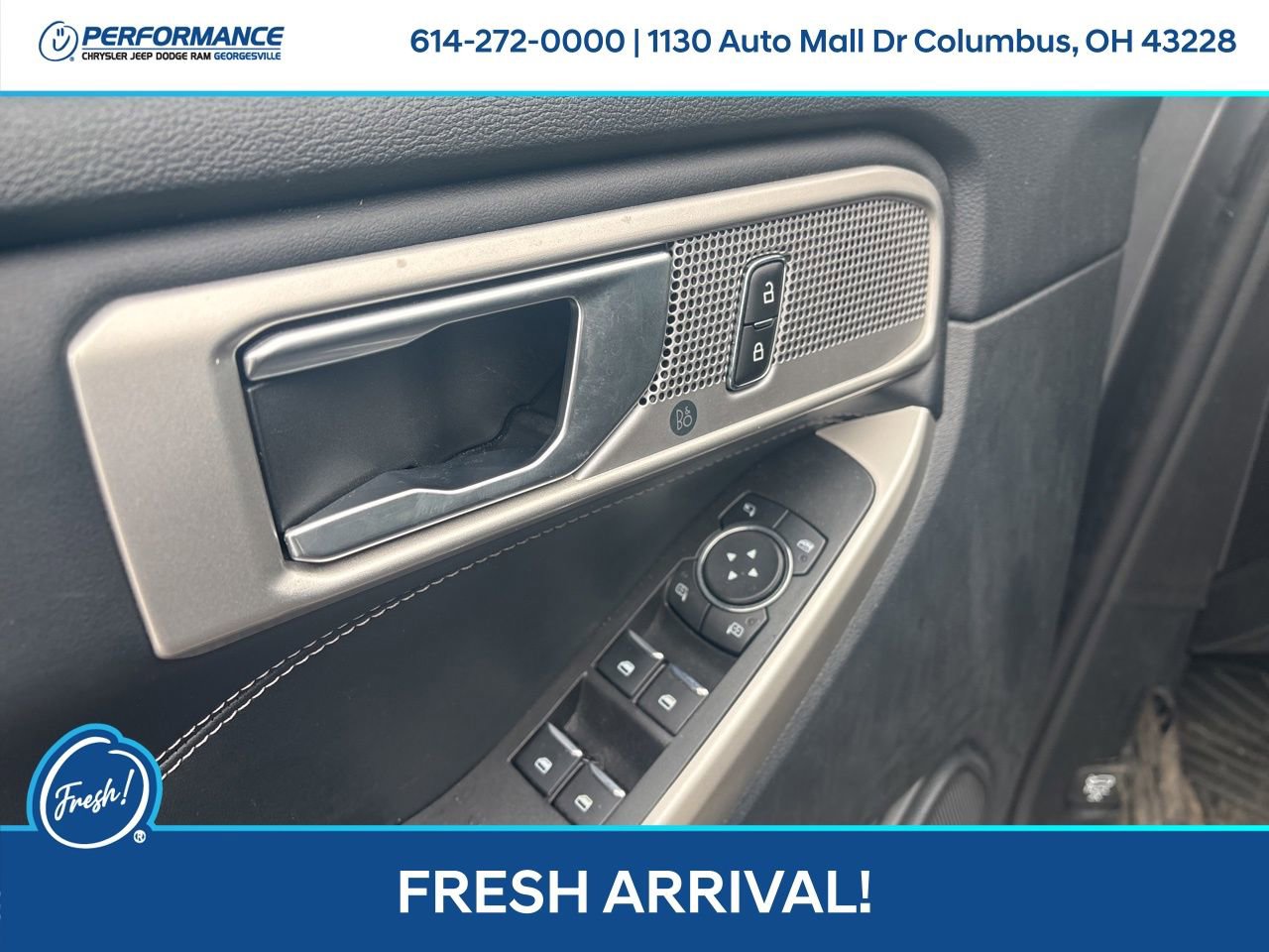 Used 2023 Ford Explorer Limited image 17