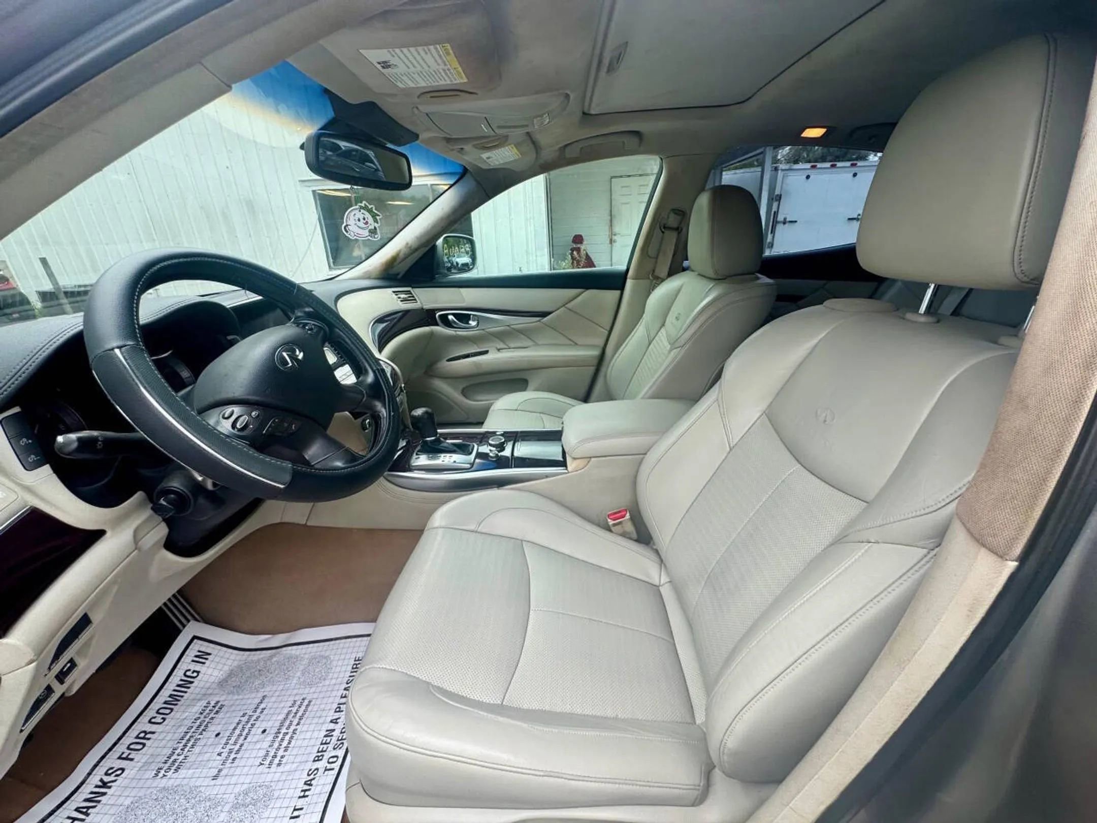 Used 2012 INFINITI M56 M56 Sedan 4D w/ Sport Pkg image 12