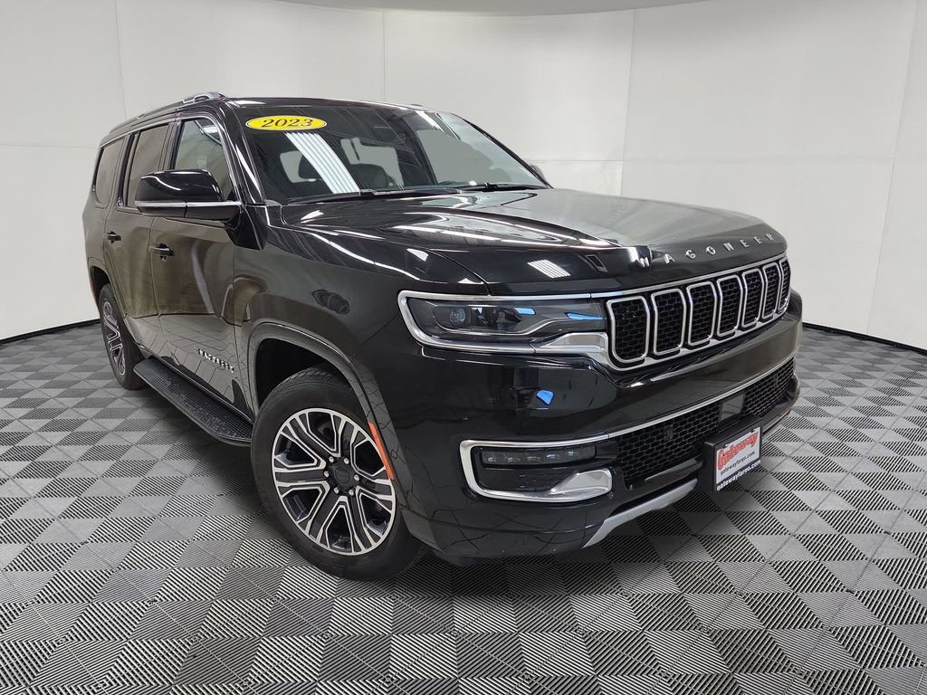 Used 2023 Jeep Wagoneer Series II AWD/4WD image 3