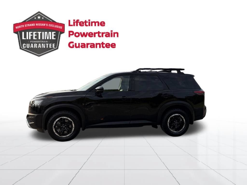 Used 2024 Nissan Pathfinder Rock Creek AWD/4WD image 2