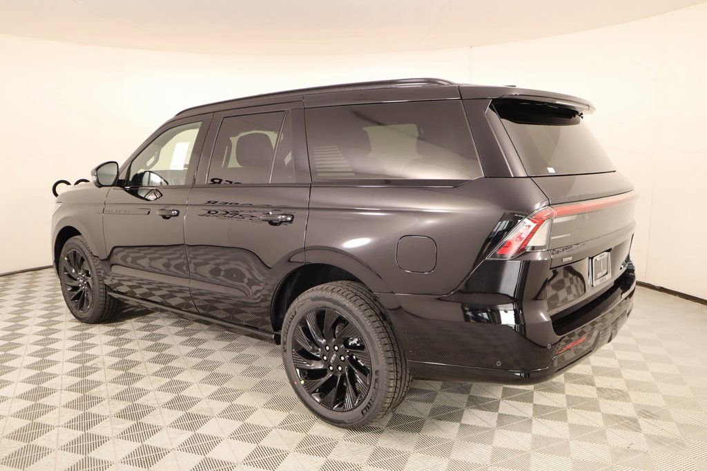 New 2025 Lincoln Navigator Reserve w/ Jet Appearance Package image 24