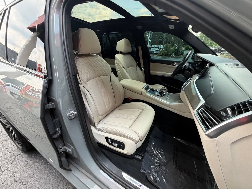 Used 2023 BMW X5 M50i w/ Executive Package AWD/4WD image 32