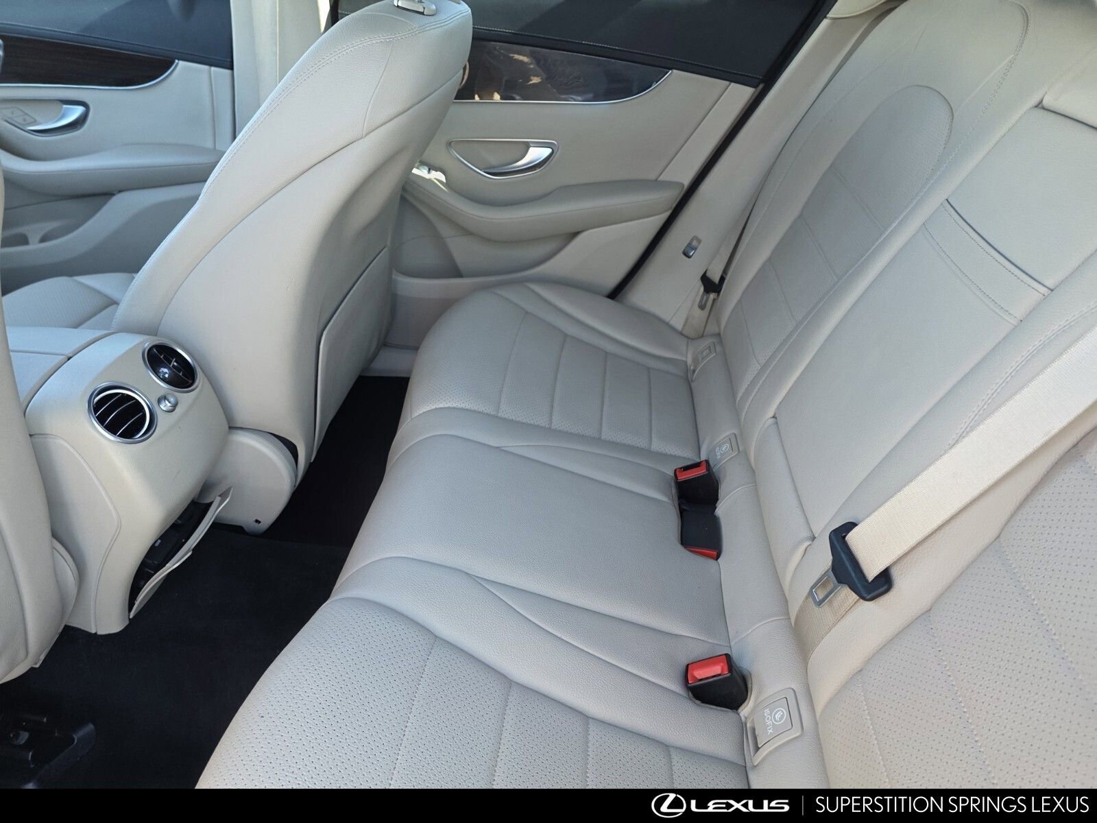 Used 2017 Mercedes-Benz GLC 300 image 24