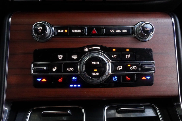 Used 2024 Lincoln Aviator Reserve w/ Equipment Group 201A RWD image 18
