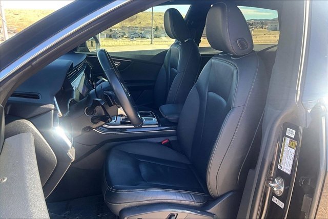 Used 2019 Audi Q8 Premium image 21