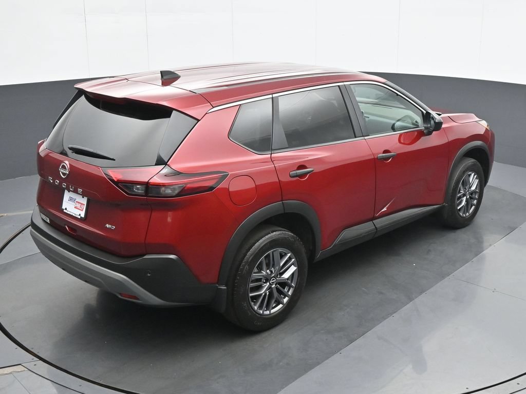 Used 2023 Nissan Rogue S AWD/4WD image 29