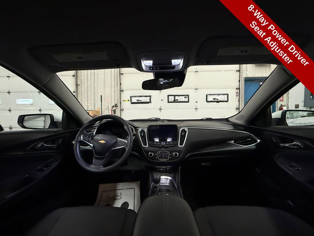 Used 2021 Chevrolet Malibu LT image 39